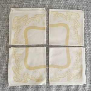 SET of 4 Vintage Cocktail or Tea Napkins